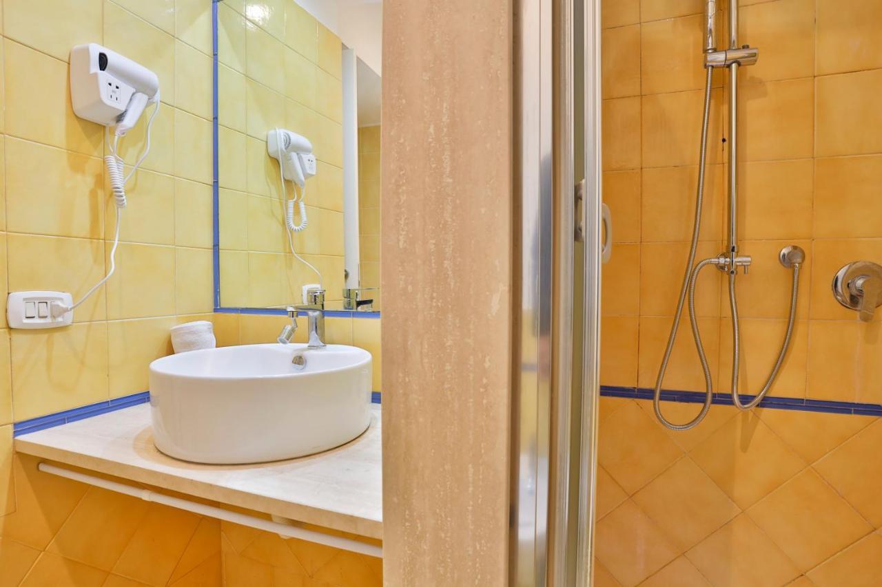 Porta Medina Apartment نابولي المظهر الخارجي الصورة
